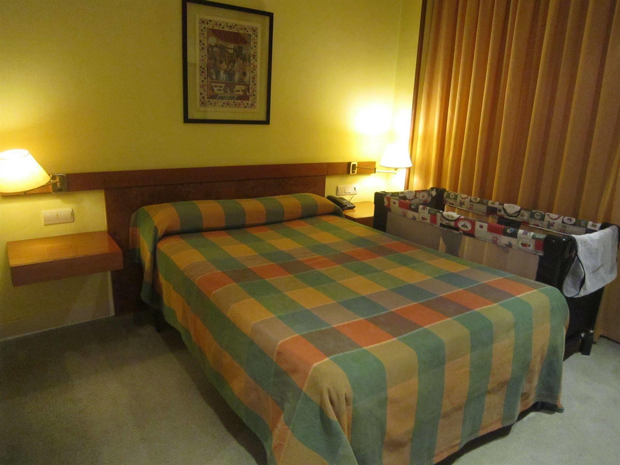 Hotel Concordy Madrid Ngoại thất bức ảnh