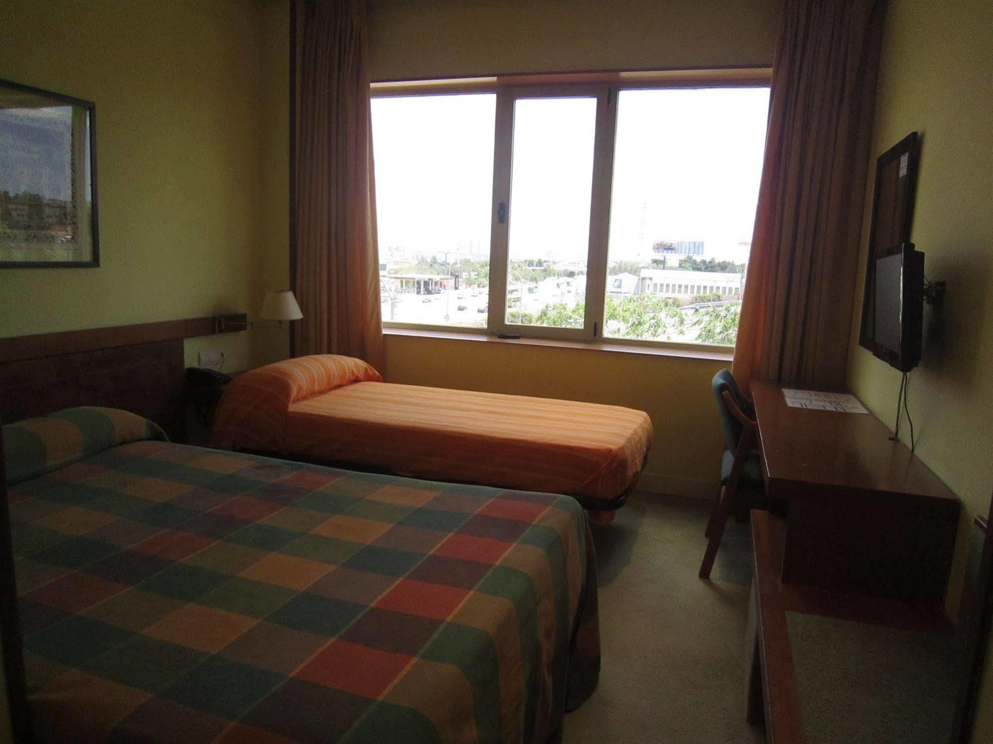 Hotel Concordy Madrid Ngoại thất bức ảnh